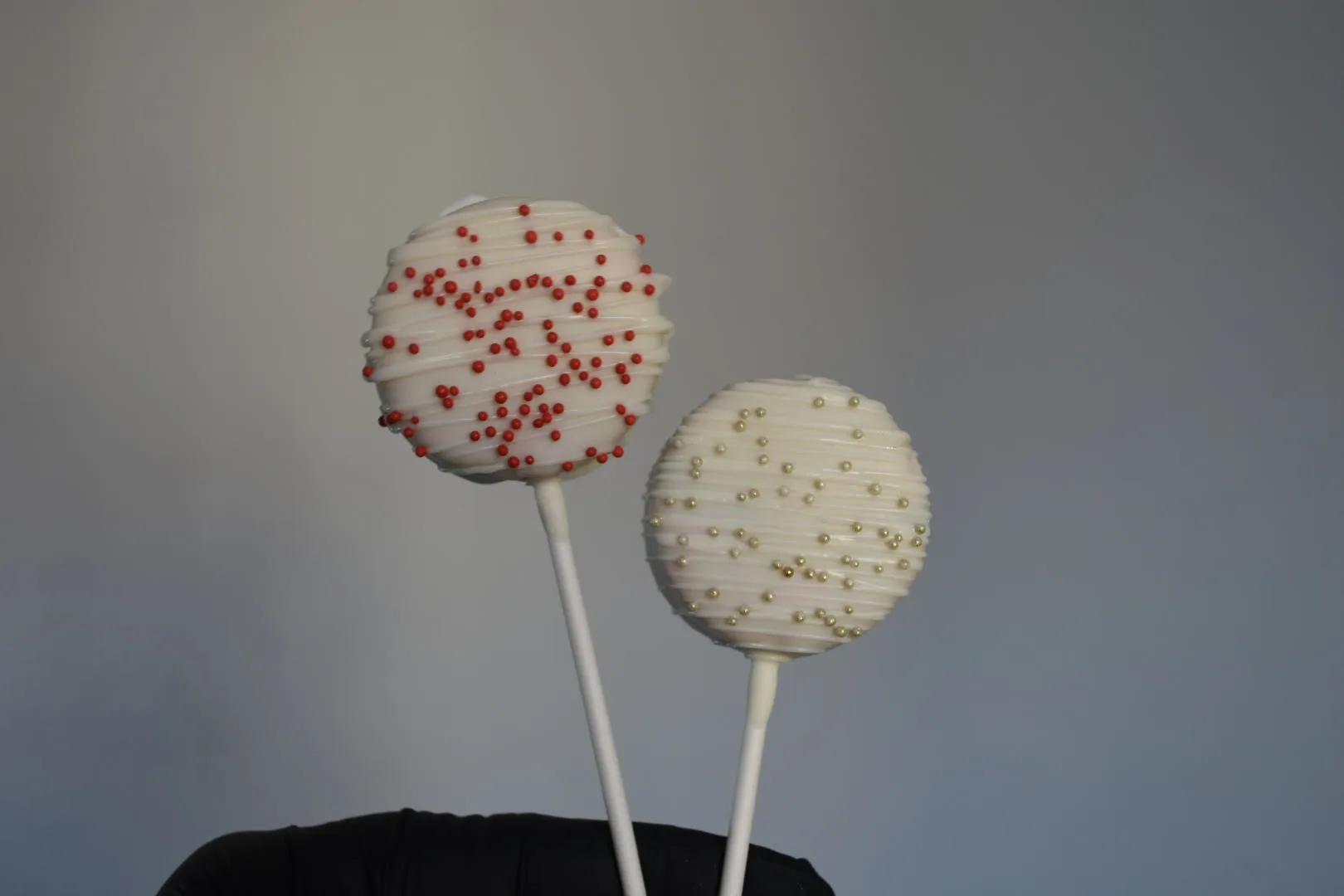 Classic Round Cake Pop example 3 from The Sweet Spot Cake Pops