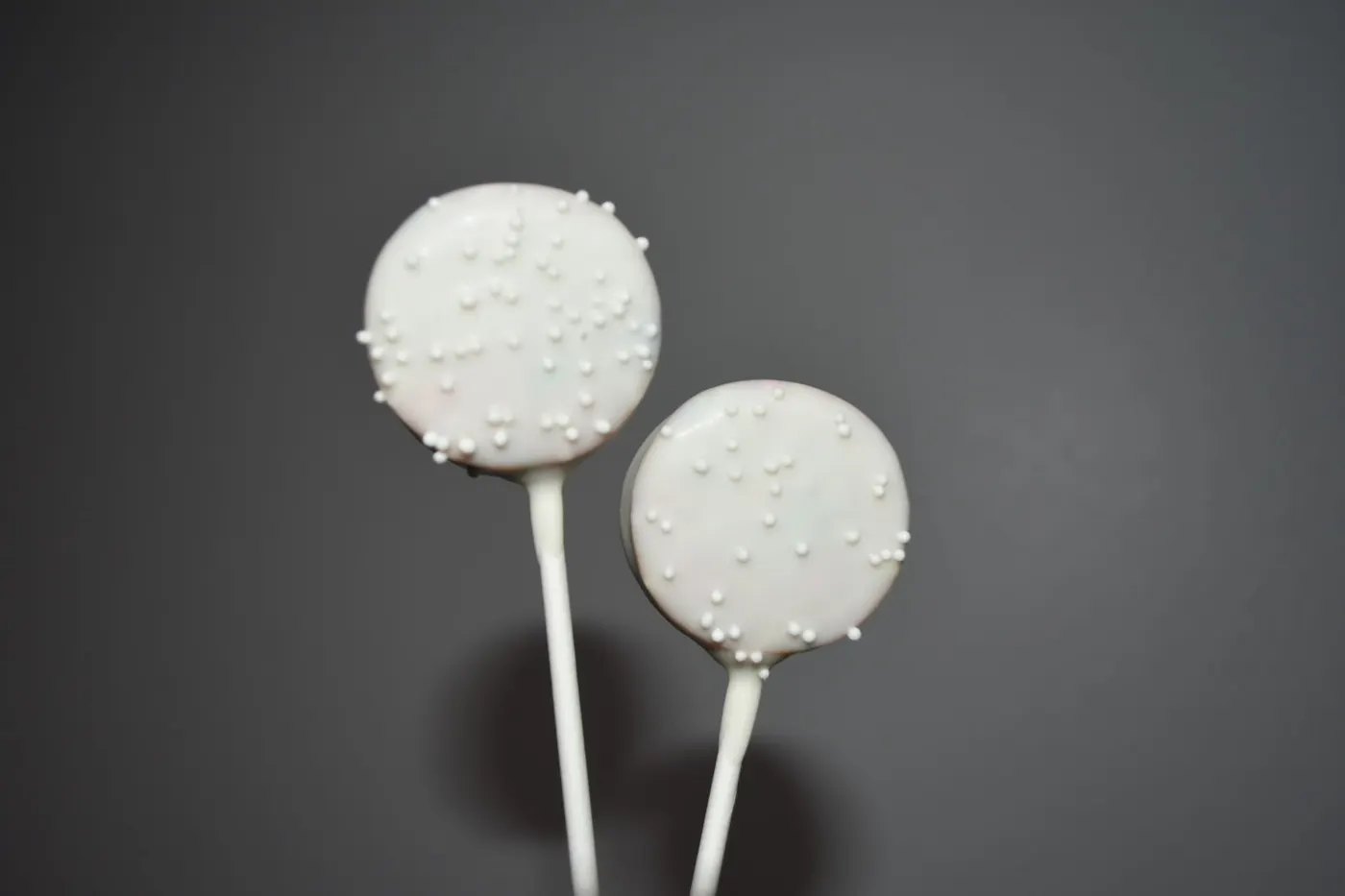 Classic Round Cake Pop example 16 from The Sweet Spot Cake Pops