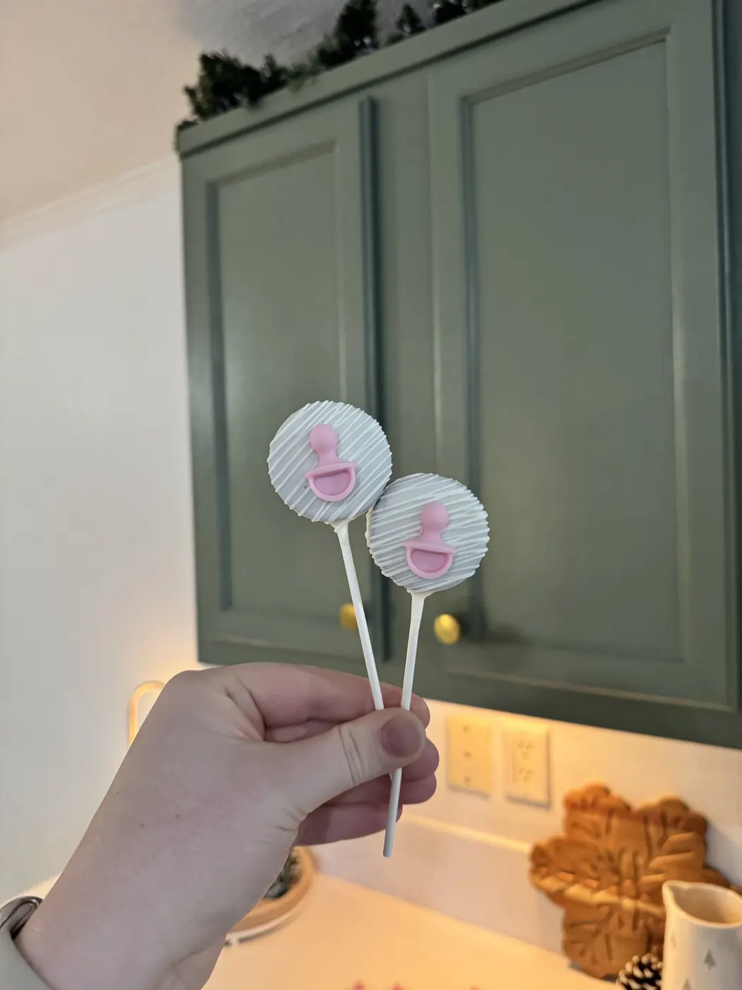 Custom Cake Pop example 1 from The Sweet Spot Cake Pops