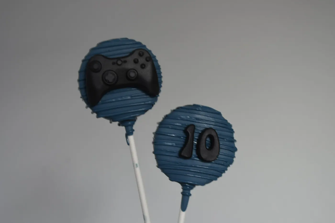 Custom Cake Pop example 6 from The Sweet Spot Cake Pops