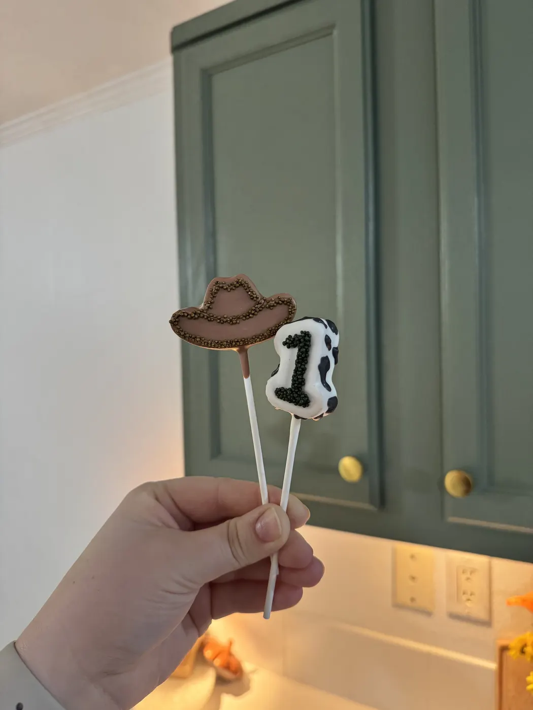 Custom Cake Pop example 35 from The Sweet Spot Cake Pops