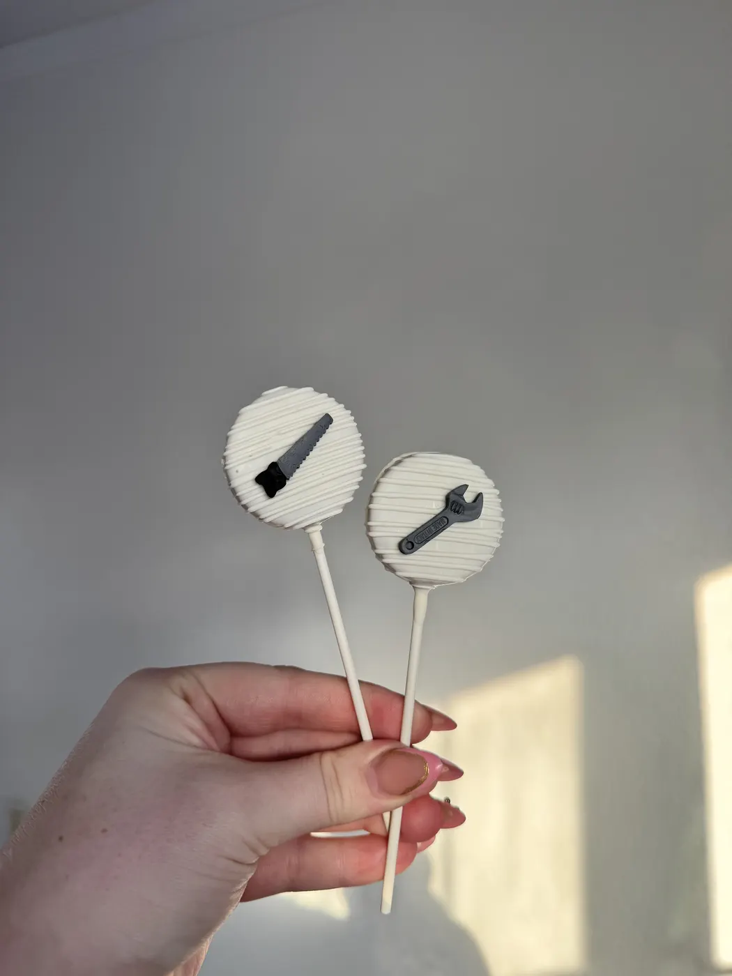 Custom Cake Pop example 61 from The Sweet Spot Cake Pops