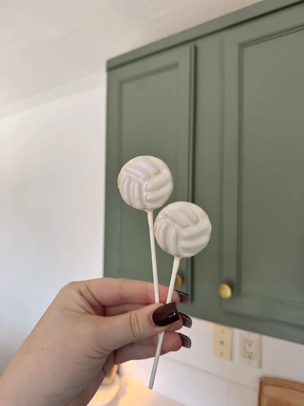 Custom Cake Pop example 78 from The Sweet Spot Cake Pops