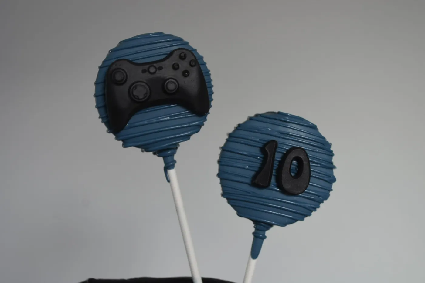Custom Cake Pop example 81 from The Sweet Spot Cake Pops