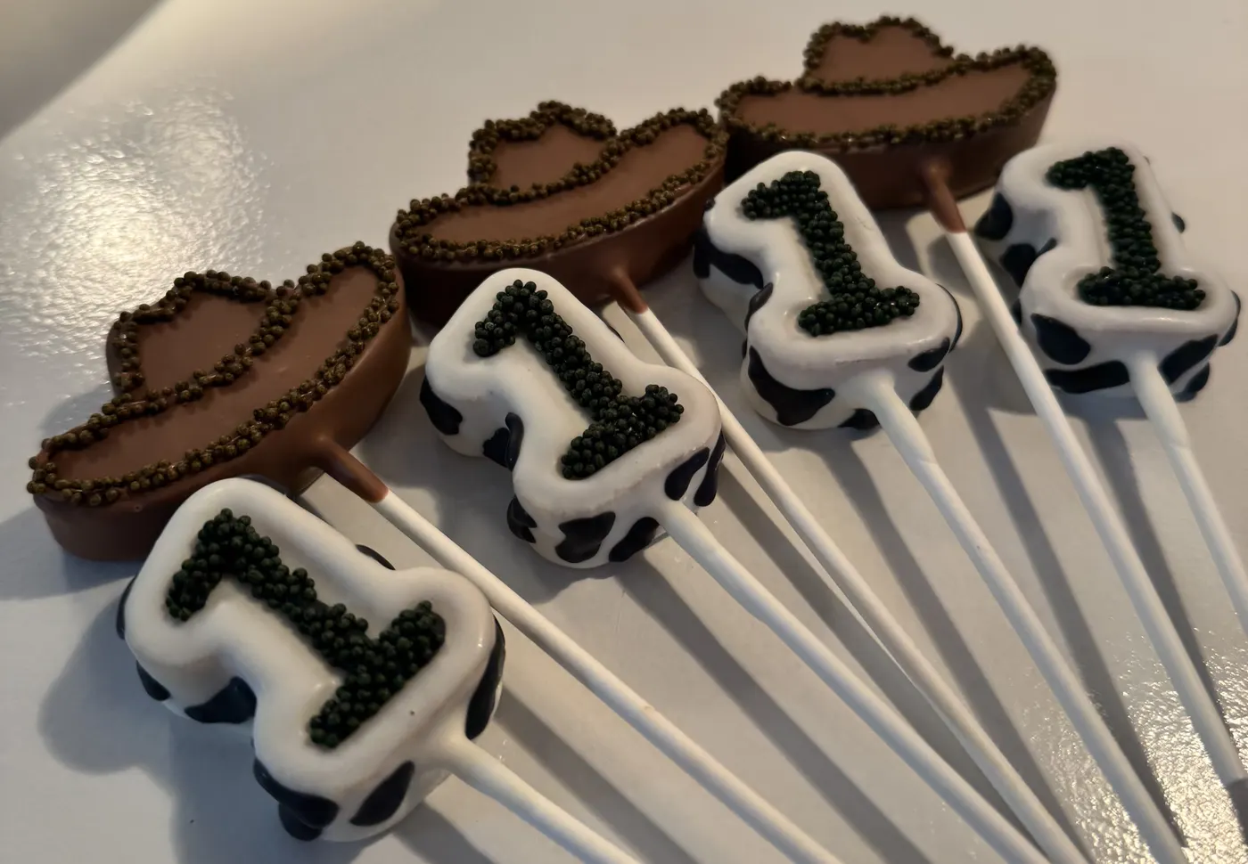 Custom Cake Pop example 102 from The Sweet Spot Cake Pops