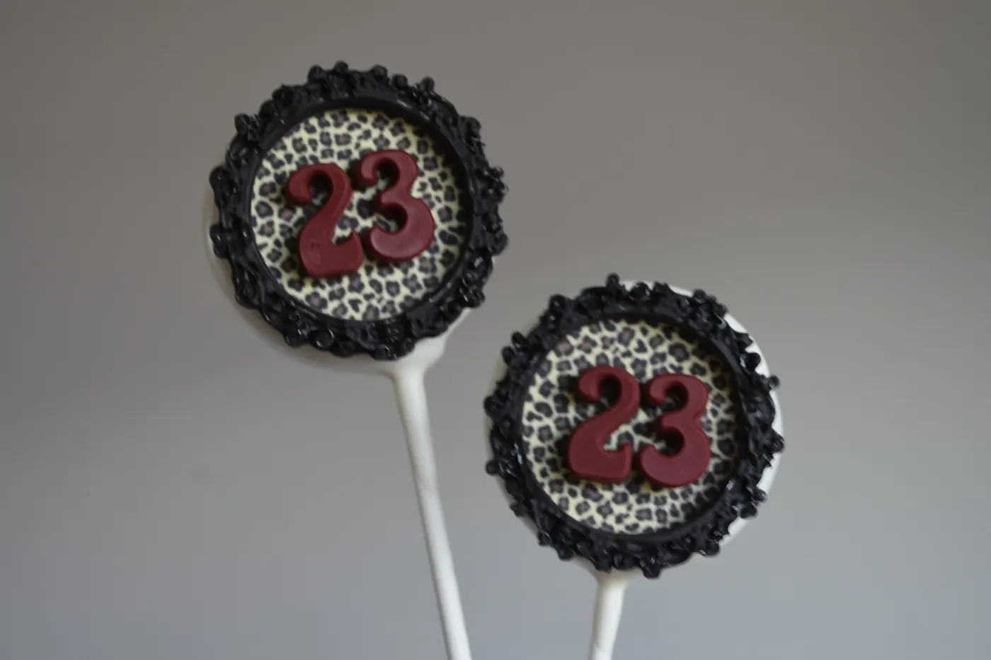 Custom Cake Pop example 104 from The Sweet Spot Cake Pops