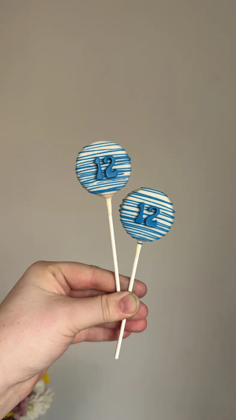 Custom Cake Pop example 138 from The Sweet Spot Cake Pops