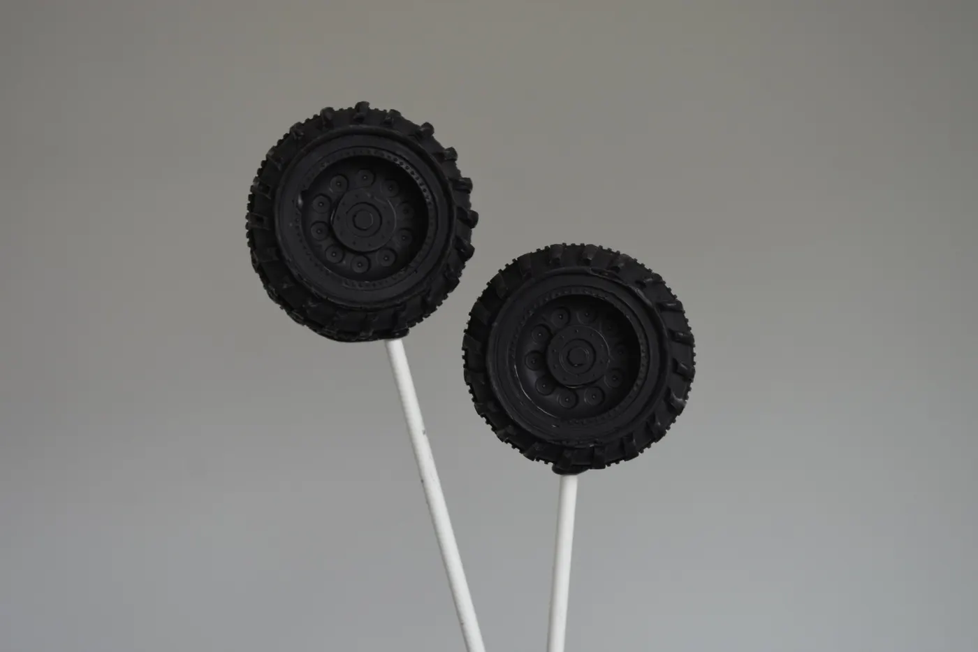 Custom Cake Pop example 140 from The Sweet Spot Cake Pops