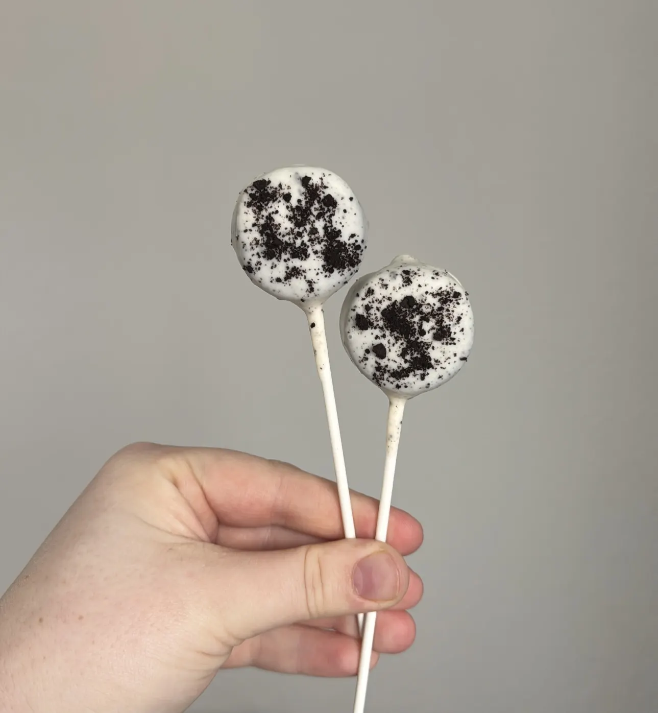 Custom Cake Pop example 158 from The Sweet Spot Cake Pops