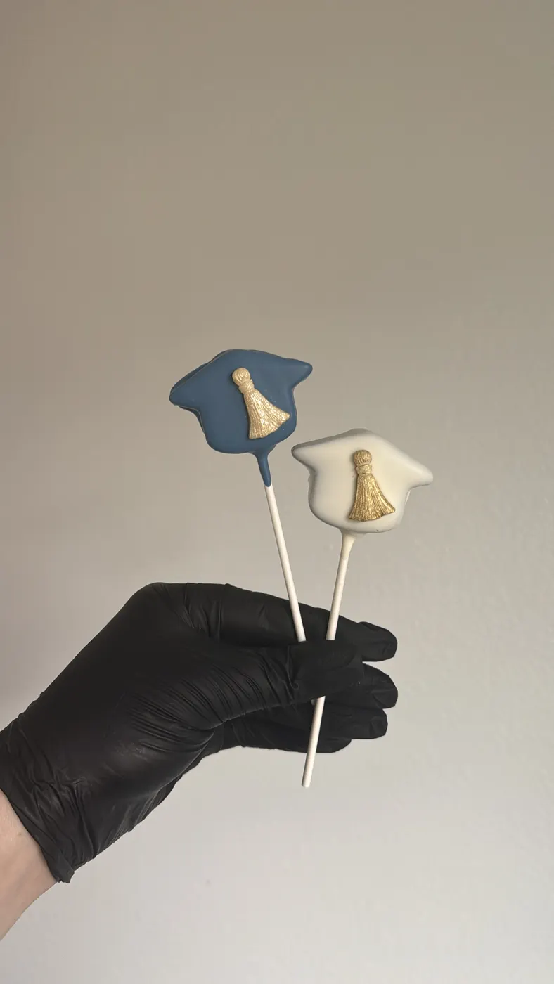Custom Cake Pop example 164 from The Sweet Spot Cake Pops