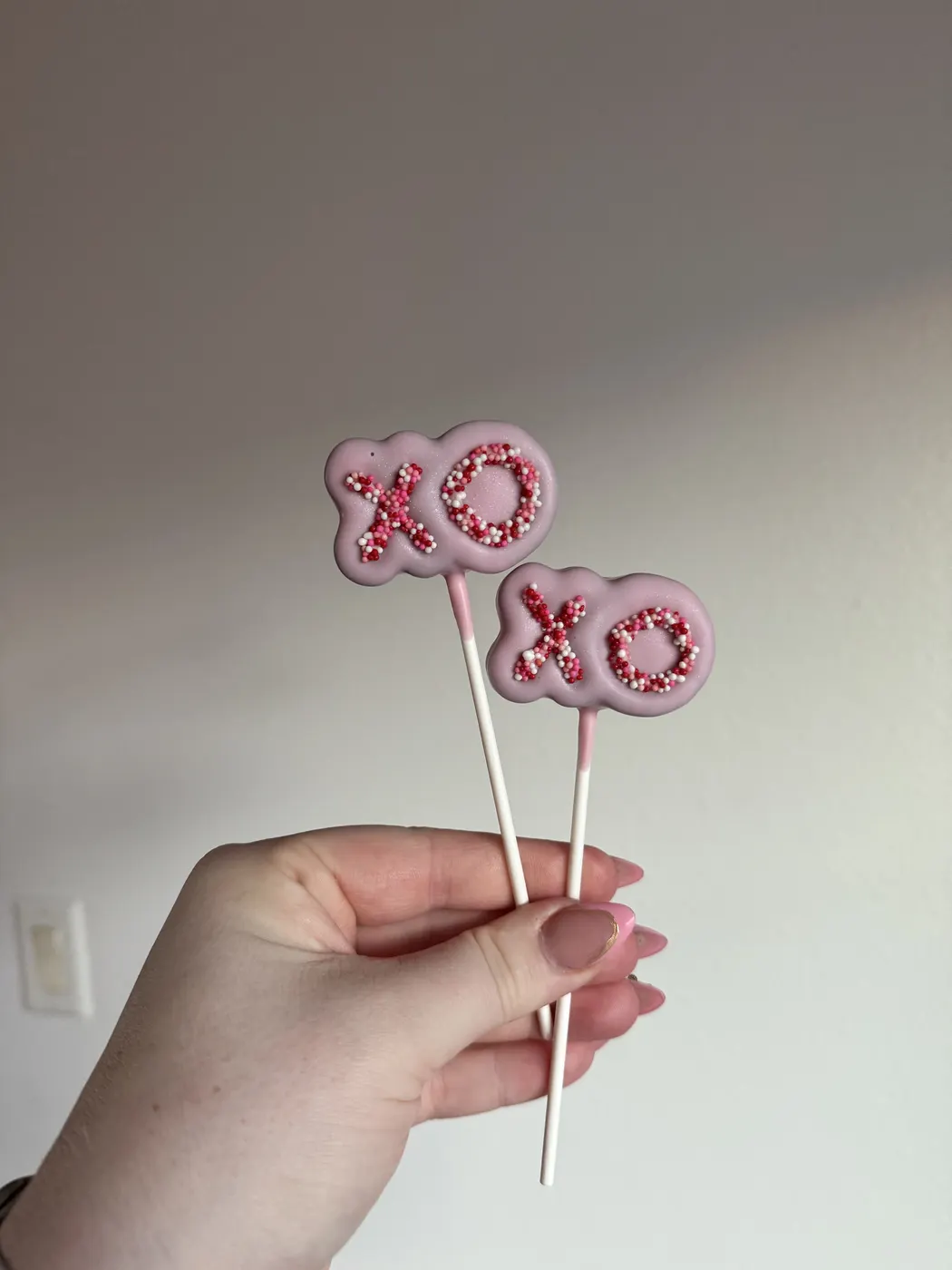 Custom Cake Pop example 168 from The Sweet Spot Cake Pops