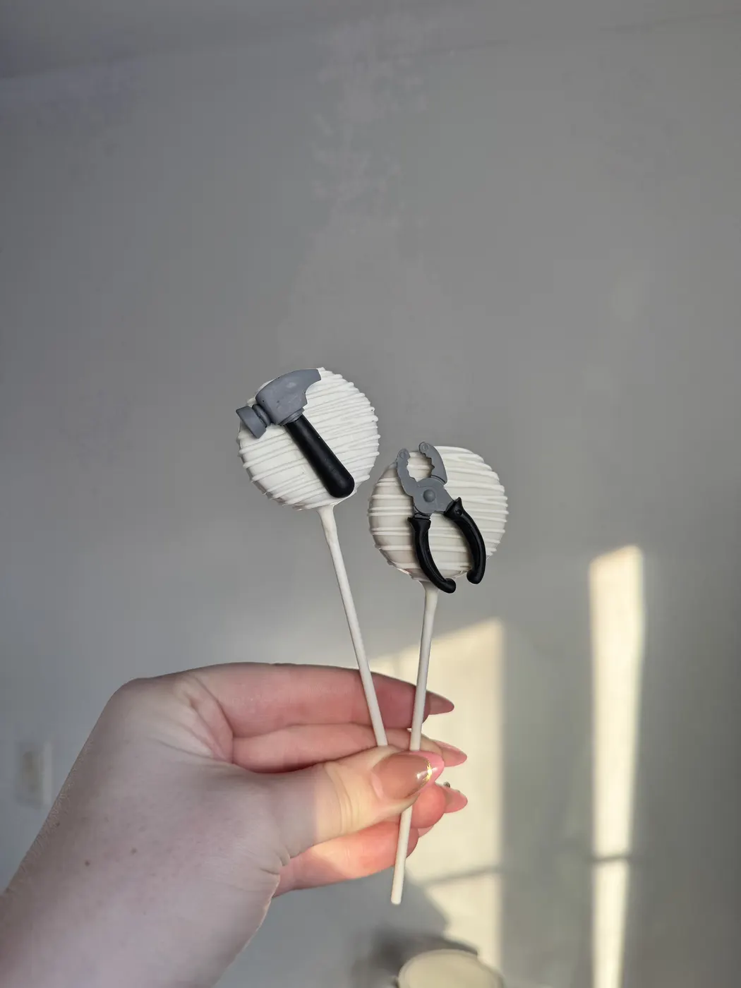 Custom Cake Pop example 174 from The Sweet Spot Cake Pops
