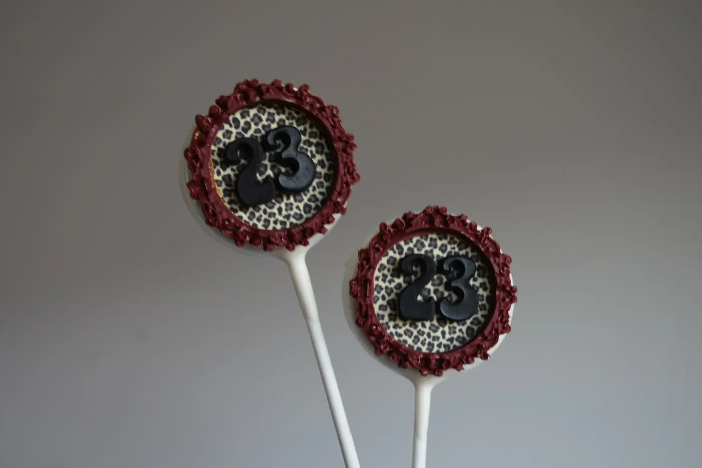 Custom Cake Pop example 186 from The Sweet Spot Cake Pops