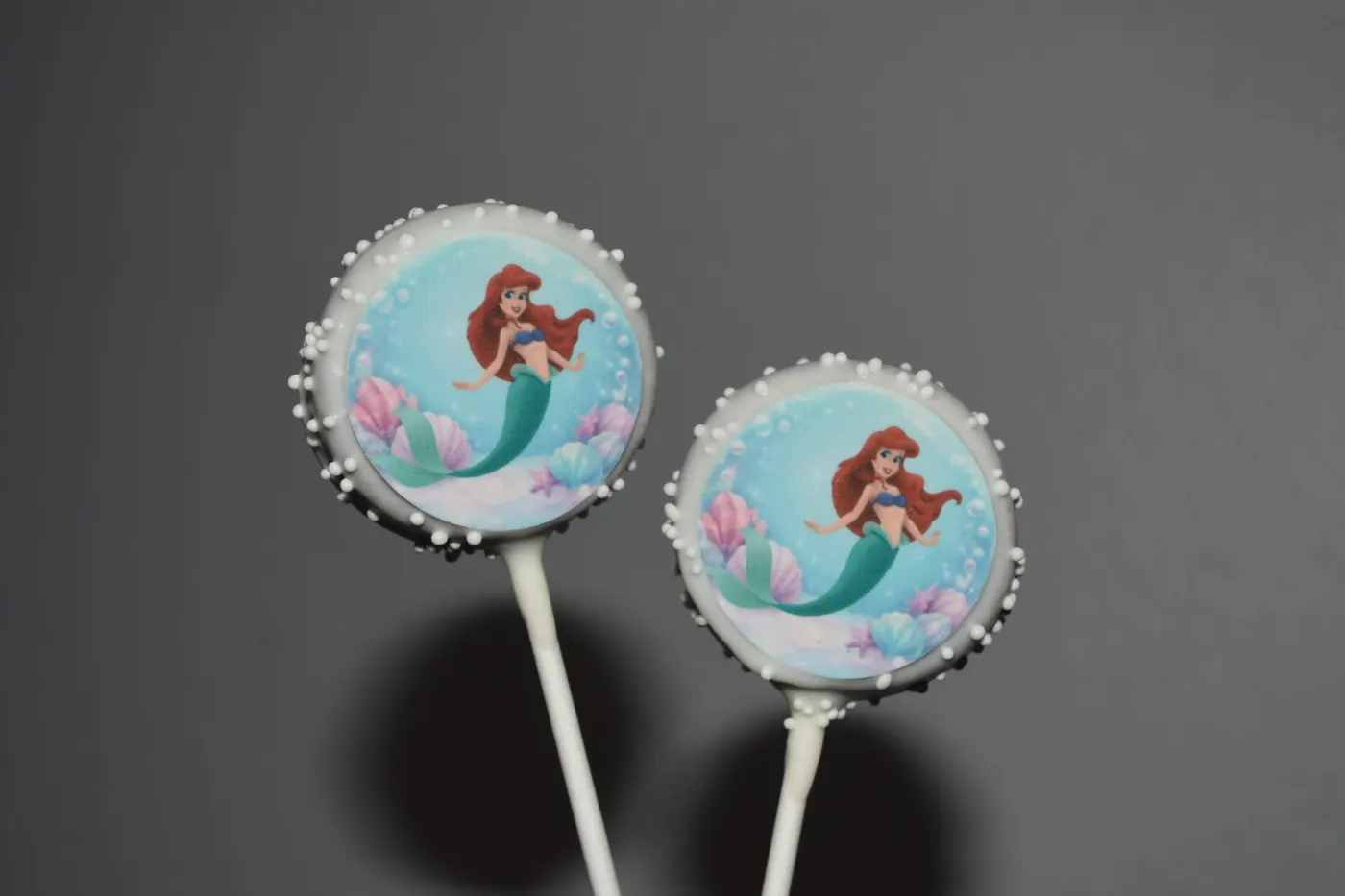 Edible Image Cake Pop example 7 from The Sweet Spot Cake Pops