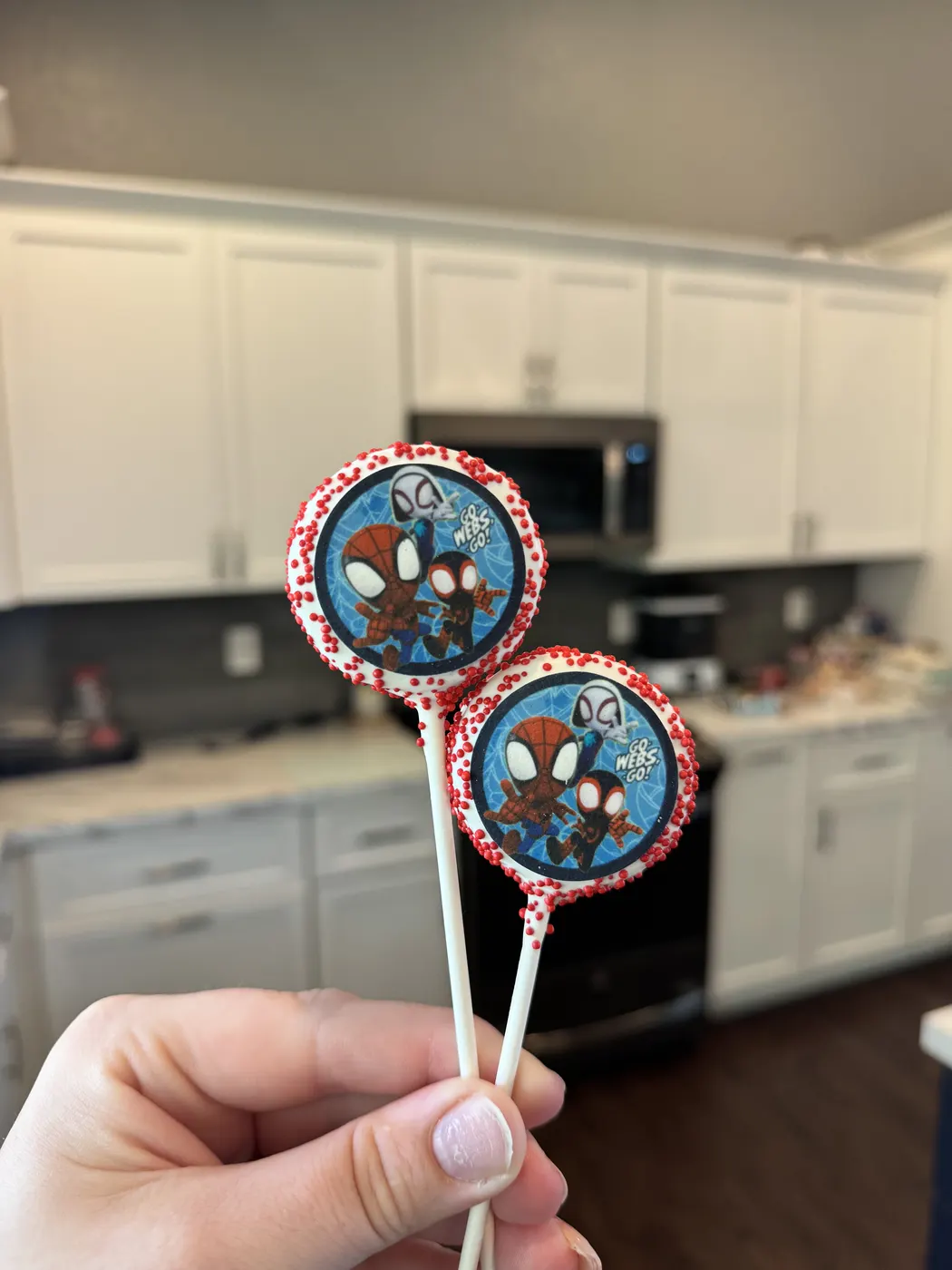 Edible Image Cake Pop example 9 from The Sweet Spot Cake Pops