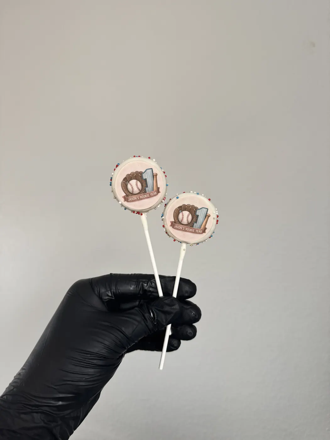 Edible Image Cake Pop example 15 from The Sweet Spot Cake Pops